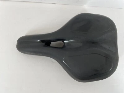 ASIENTO SILLÍN BICICLETA DISEÑO RANURA PROFUNDA GEL REACTIVO SERFAS Foto 1 de 4