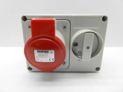 GEWISS GW66019 32 AMP 415 VOLT 4 PIN RED IP44 INTERLOCKED SWITCHED SOCKET  - Image 1 of 4