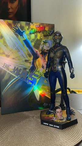 Hot Toys Marvel Studios - The Wasp 1/6 12" Plastic Action Figure (MMS498) Cover