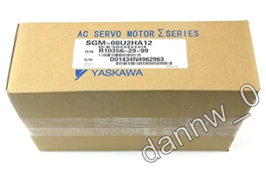 New In Box YASKAWA SGM-08U2HA12 Servo Motor - Picture 1 of 4
