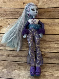 Monster High Puppe Abbey Bominable Yeti Fashion Articulated G3 Core 2022 Kleidung - Bild 1 von 5