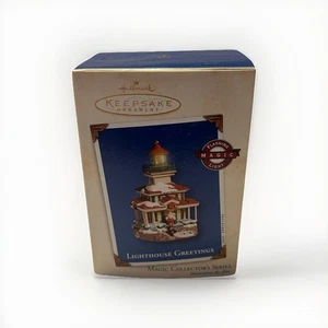 Hallmark Keepsake Lighthouse Greetings Magic Collector's Series Ornamento 2002 - Imagen 1 de 5