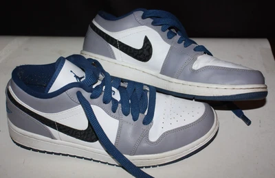 Nike Air Jordan 1 Gris Bajo Cemento Azul Verdadero 553558-103 Talla 8.5 Para Hombre Foto 1 de 4
