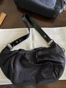 Vera Wang Black Handbag - Picture 1 of 8