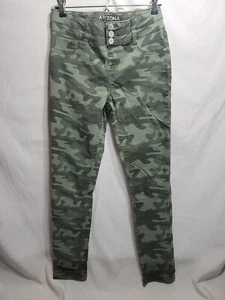 Arizona Jean Company Girls Camo Skinny Leg Pants Leggings Size 16 - Picture 1 of 4