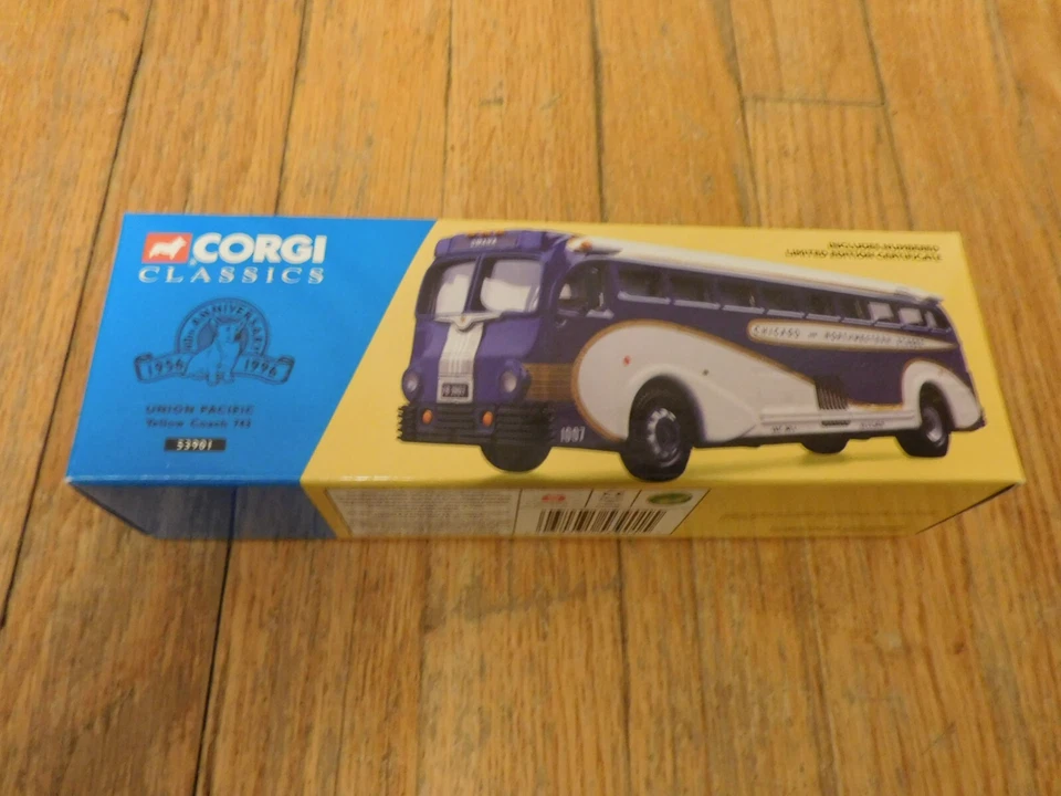 Coche de autobús Mattel Corgi Classics 54003 GM 4505 St Louis sin usar, en caja original Foto 1 de 1
