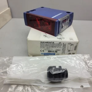 Telemecanique Sensors Xux1arcnt16 Photoelectric Sensor Compact Xux - Picture 1 of 8