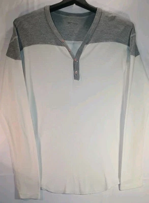 Camisa Jordan Craig XL Cuello en V 1/4 Botón Manga Larga Blanca y Gris Foto 1 de 4