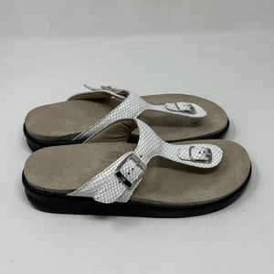 SAS Sanibel Sandals Womens 8 M White Leather Croc Print Thong Comfort Casual - Picture 1 of 15