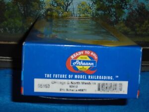 ATHEARN  HO SCALE #95163 SD40T-2 CHICAGO & NORTH WESTERN #6871