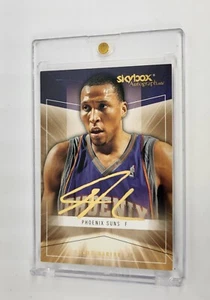 GOLD INSIGNIA PARALLEL 2004-05 Skybox Autographics SHAWN MARION PHOENIX SUNS NBA - Picture 1 of 2