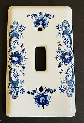 NWOB Porcelain Ceramic Delft Style Light Switch Plate Cover White Blue Flowers  • 14.99$