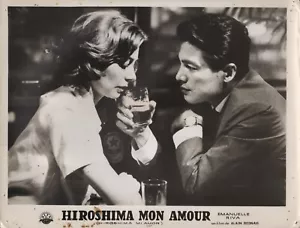 EMMANUELLE RIVA & EIJI OKADA in "Hiroshima Mon Amour" - Original Photo 1959 - Picture 1 of 1