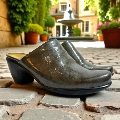 Zuecos de tacón medio de charol gris peltre talla 39 NAOT Foto 1 de 4