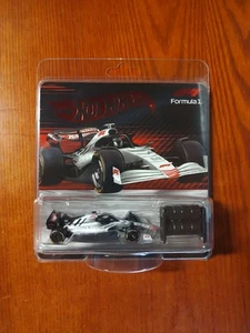 2025 HOT WHEELS RLC COLLECTORS FORMULA 1 F1 VEHICLE #JGN95 + 2 Set Extra Tires! - Picture 1 of 11
