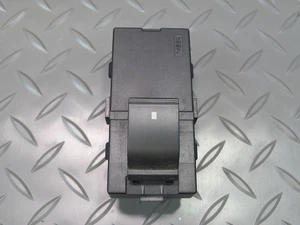 2008-2009 HUMMER H2 REAR LEFTDOOR WINDOW SWITCH 25841085 - Picture 1 of 12