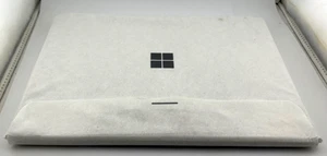 Microsoft Surface Laptop 7 - Snapdragon X Plus - 16GB RAM - 256GB SSD - Picture 1 of 14