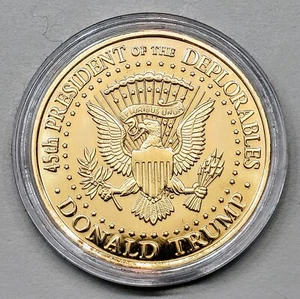 BRAND NEW 2020 DONALD TRUMP 45th PRESIDENT MEMORIAL GOLD PLATED TABLE MEDAL. NIP - Picture 1 of 9