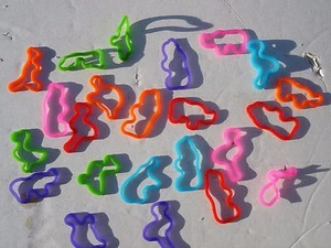 ANIMAL SILICONE RINGS LOT OF 144 (1 GROSS) CARNIVAL PARTY TOY FAVORS - Picture 1 of 3