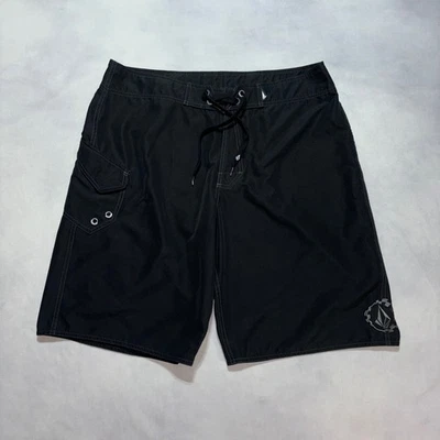 Vintage Volcom Board Shorts Men's 38 Black Swim Trunks Size 38 Surf Skate Y2K - Image 1 of 4