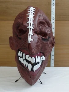 NUEVA MÁSCARA DE HALLOWEEN CABEZA COMPLETA DE FÚTBOL ESPELUZNANTE ADULTO SIN ETIQUETA - Imagen 1 de 9