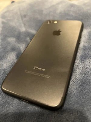 Apple iPhone 7 - 32GB - Factory Unlocked - Used - Image 1 of 3