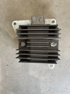 Kawasaki Z300 Voltage Regulator Recitifier 2015-2016 OEM 21066-0722 - Picture 1 of 5