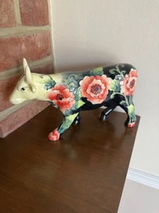 Old Tupton Ware Porcelain Bull Cow Figurine Hand Painted - Picture 1 of 6