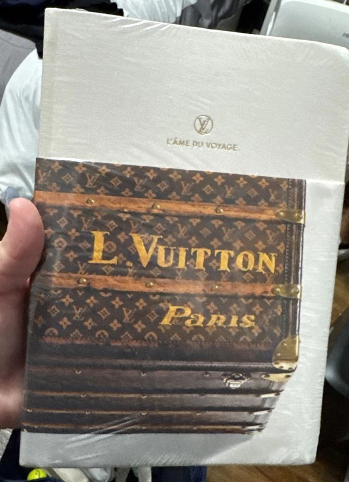 Louis Vuitton The Spirit of Travel 2015 Culture History Fashion Original Book - Image 1 of 1