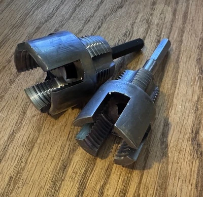 Integrated Internal / External Pipe Threading Tool ½” + ¾” PVC Pipe Threader Kit - Image 1 of 4