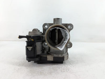 Chevrolet 2016-2022 carrocería de acelerador HJV8R Foto 1 de 4