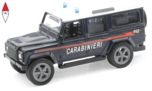 MODELLINO BBURAGO 1/32 LAND ROVER DEFENDER WITH CARABINIERI LIVERY - Foto 1 di 1