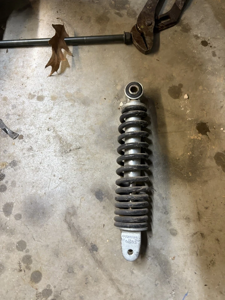 07-11 2009 09 AMORTIGUADOR SUSPENSIÓN TRASERA YAMAHA C3 XF50 Foto 1 de 1