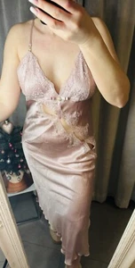Schönes Nachtkleid Satin Kleid Spitze Strasssteine Rose Rückenfrei Maxikleid S - Bild 1 von 14