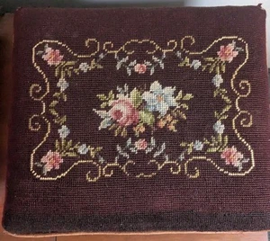 Vtg Floral Wool Needlepoint Footstool Velvet Turned Legs Small Shabby Victorian - Picture 1 of 20