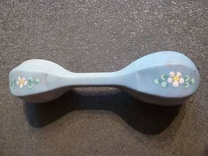 SONAJERO DE MANCUERNA AZUL CLARO CELULOIDE DE COLECCIÓN CON FLOR - Imagen 1 de 5