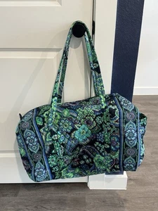 Vera Bradley Reisetasche Schultertasche grün/blau Blumenmuster gesteppt Reißverschluss - Bild 1 von 5