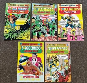 Juego de cómics de Judge Dredd's Crime File #1, 3, 4, 5, 6 de Eagle 1985 casi nuevo - Imagen 1 de 6