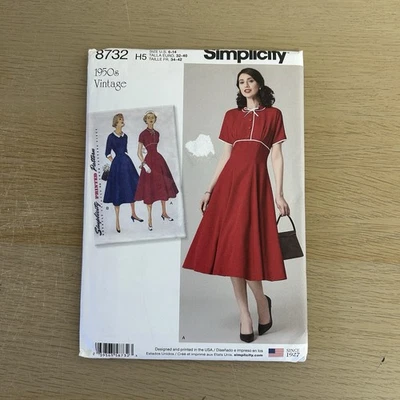 Simplicity Sewing Pattern 8732 Misses 6-14 1950s Vintage Dress - Image 1 of 4