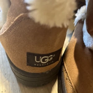 UGG Boots Size 6 - Picture 1 of 6