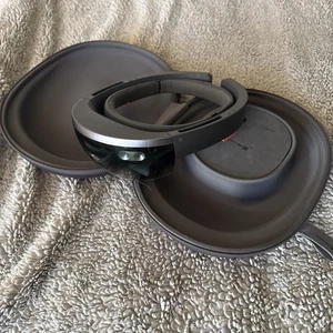 Microsoft HoloLens 1 Headset VR  w/ Clicker & Case - Factory Reset - Picture 1 of 19