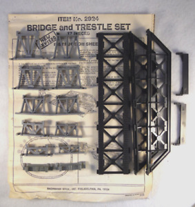 Vintage Bachmann Ho Scale Train  Bridge  And Trestle 17 Piece Set