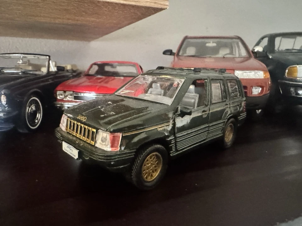 1/32 1996 Jeep Grand Cherokee ZJ Diecast Car - Image 1 of 1