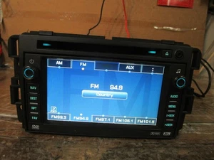 07-14 Chevy Tahoe Radio Stereo Navigation CD Player Receiver Display 25846421 - Picture 1 of 10