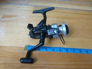 Fishing Reel Shimano Baitrunner 3500, Super fishing cond, reels deals. - Bild 1 von 13
