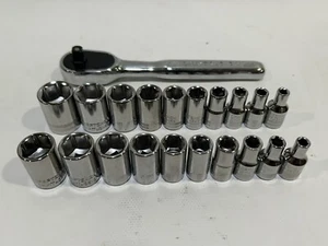 NEW CRAFTSMAN 21 Piece RATCHET + SOCKET SET 1/4" Drive 4mm-13mm + 5/32-9/16 - Picture 1 of 23
