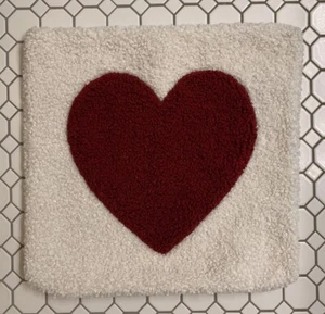 Pottery Barn White Cozy Teddy Faux Fur Heart Shape Design Pillow Cover - Picture 1 of 9