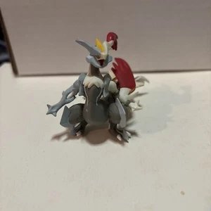 Pokemon Black And White Kyurem Limited TCG Figur Rare Pokemon 2" Figur. - Bild 1 von 14