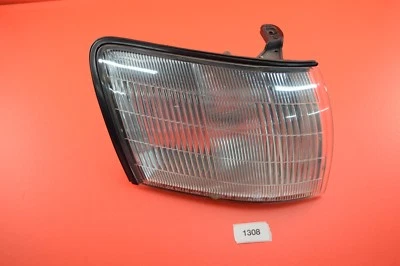 D#2 90-94 LEXUS LS400 PASSENGER RIGHT CORNER LAMP ASSEMBLY OEM  - Image 1 of 4