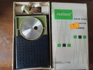 Working Realtone 1166 Transistor Radio small chip on lower left case & ear piece - Picture 1 of 1